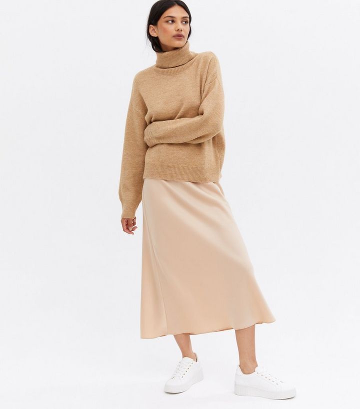 Camel Roll Neck Jumper
						
						Add to Saved Items
						Remove from Saved Items | New Look (UK)