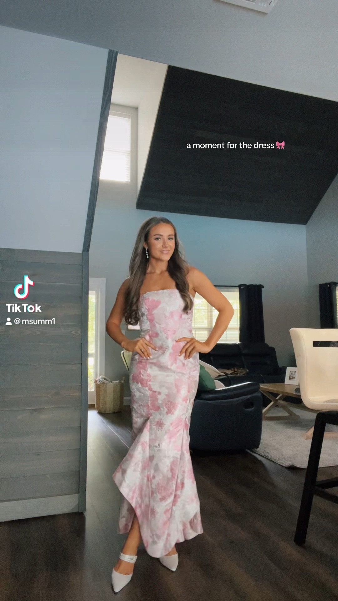 Bridal Shower Dress 💐🥂

#bridaldress #pinkdress #floraldress #bridalshowerdress #revolve

#LTKwedding #LTKSeasonal #LTKshoecrush