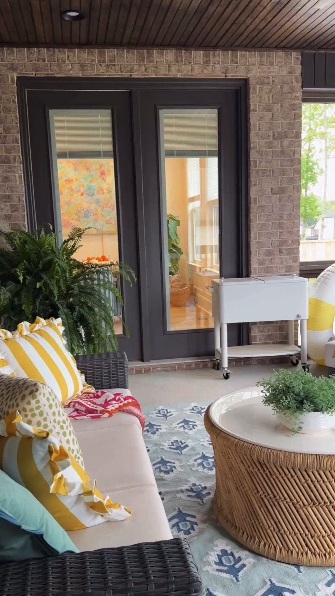 Spring patio inspiration! ☀️