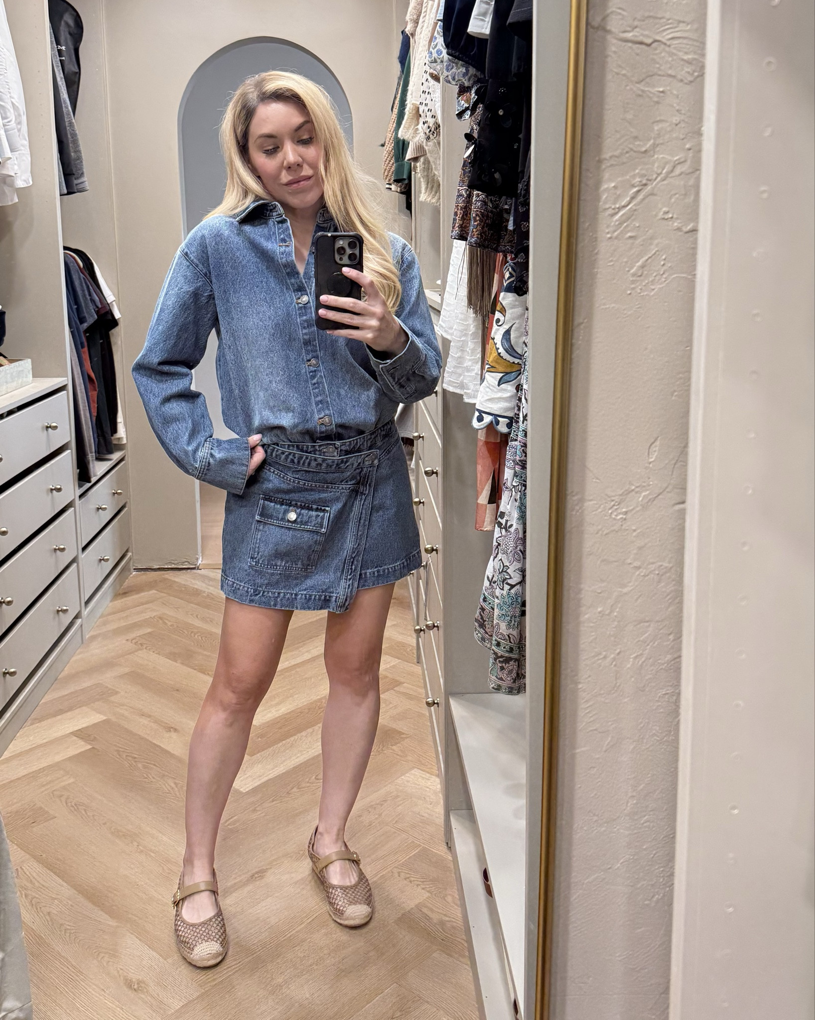 Can you believe this dress is from Target?
Denim dress
Dress 

#LTKdayinmylife #LTKSeasonal