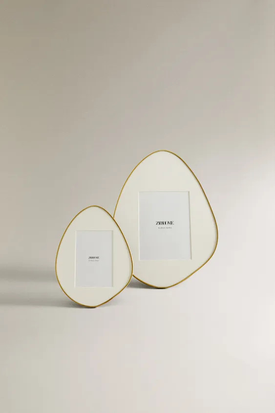 IRREGULAR-SHAPED PICTURE FRAME | Zara US