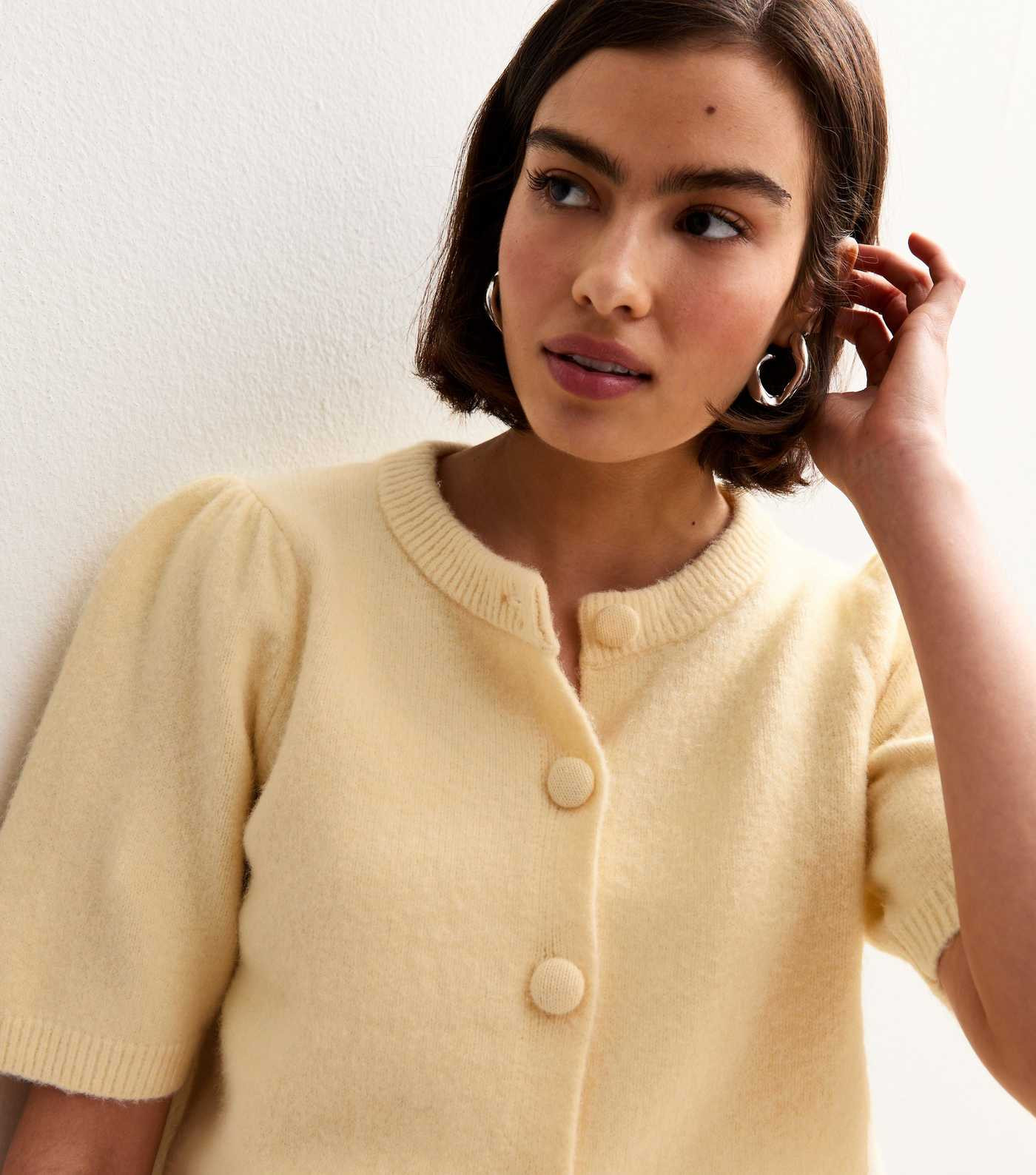 Light Yellow Midweight Knit Short Sleeve Cardigan | New Look | New Look (UK)