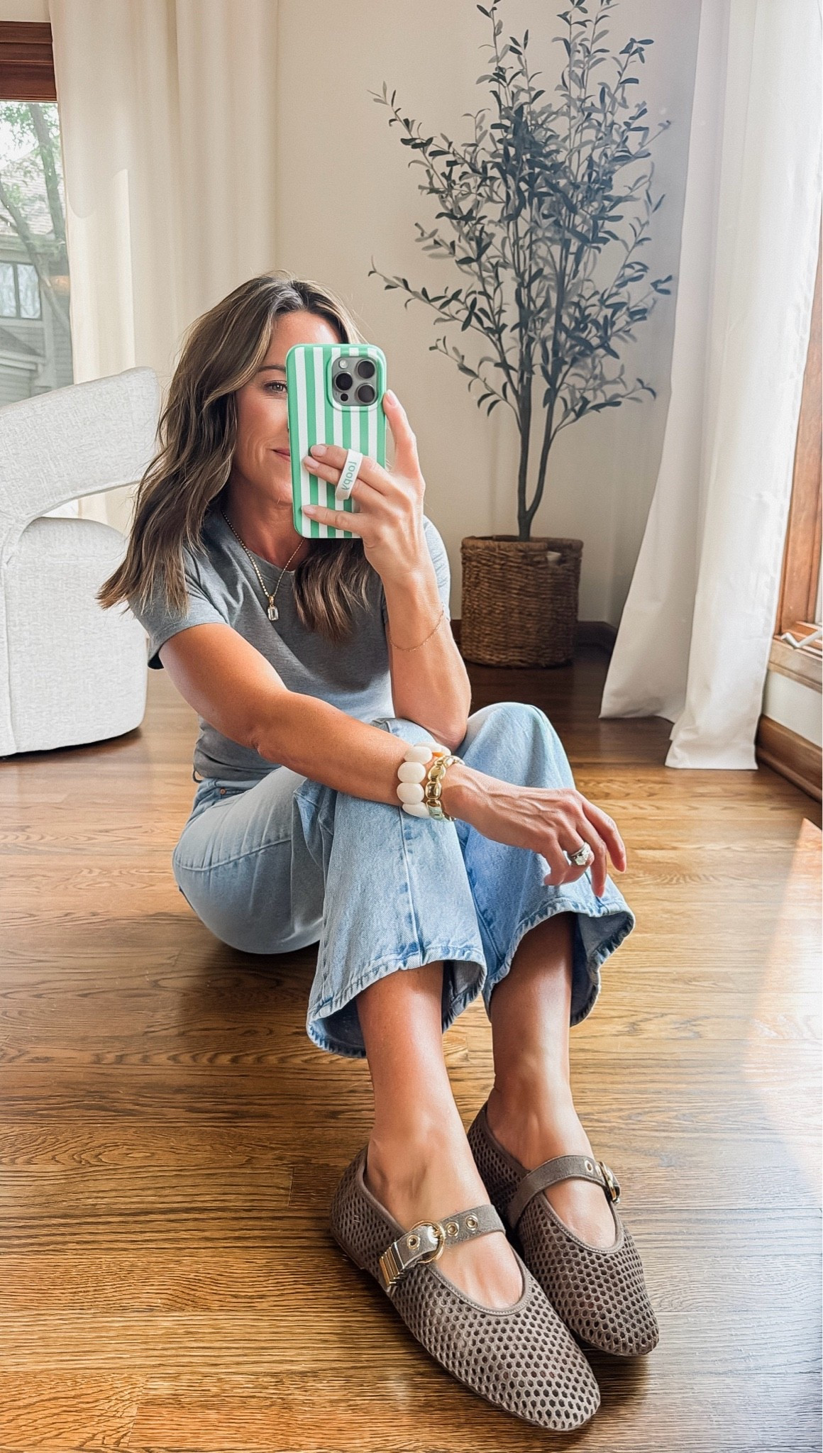 Elevated casual 
XS tee
Shoes tts

#LTKootd #LTKmomlife #LTKOver40