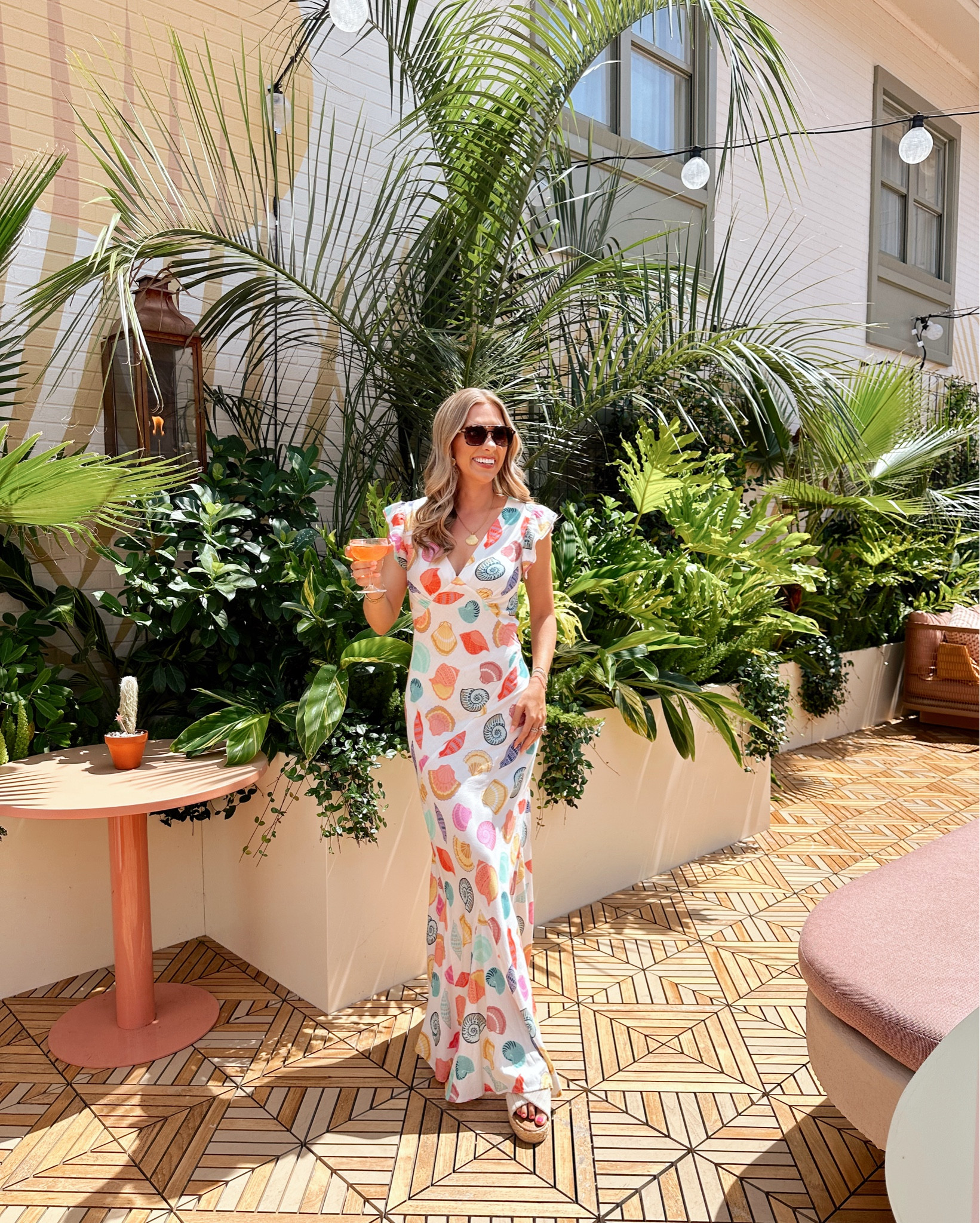 If my personality were a dress, it’d be this one! I’ve never worn a dress that I’m more obsessed with!!! Wearing a size small! It’s so flattering and lightweight. Perfect for vacation!

Maxi dress
Beach riot 
Summer outfit 

#LTKFindsUnder100 #LTKStyleTip #LTKParties