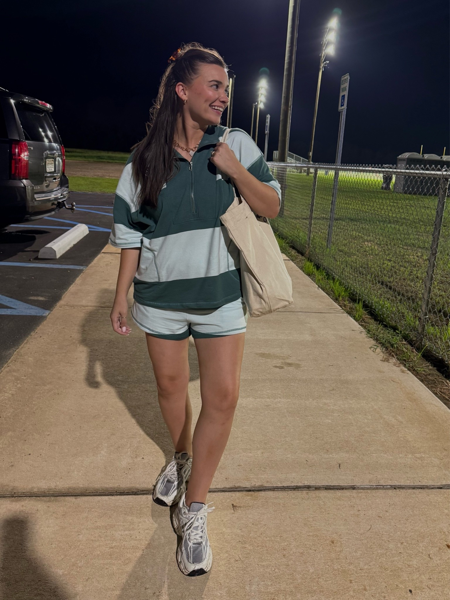 Gameday outfit for Friday night lights! High school football season!! Go eagles 🏈

#LTKdayinmylife #LTKootd #LTKmomlife