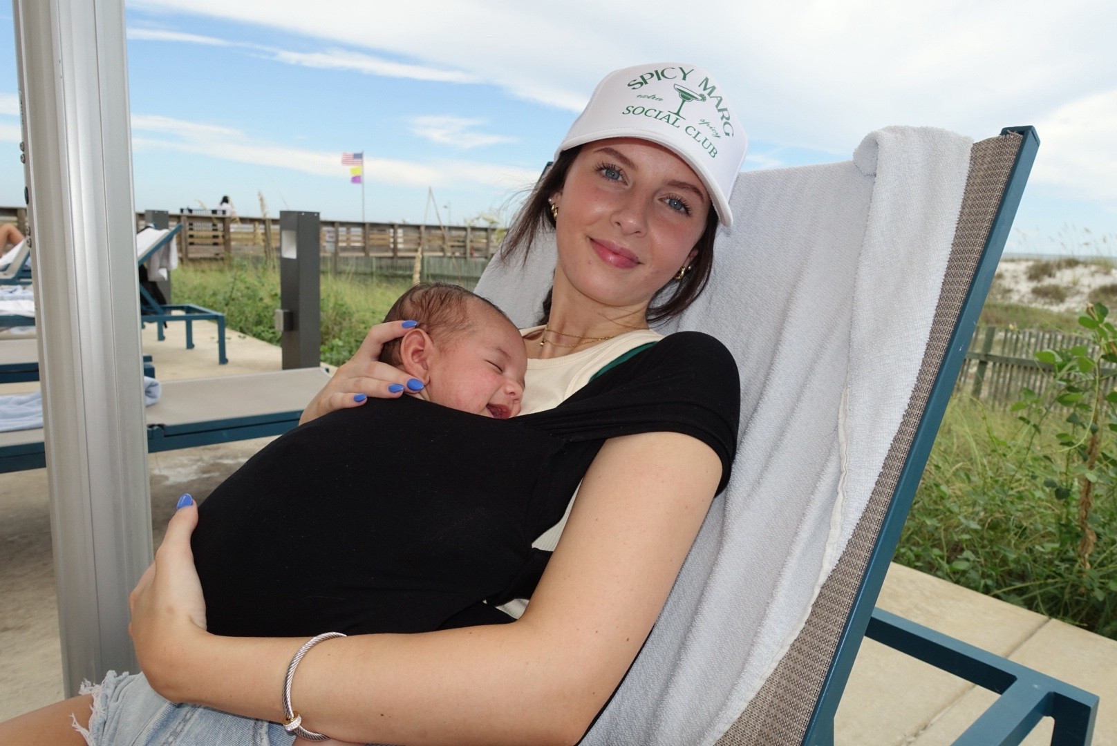 The comfiest baby carrier!! 