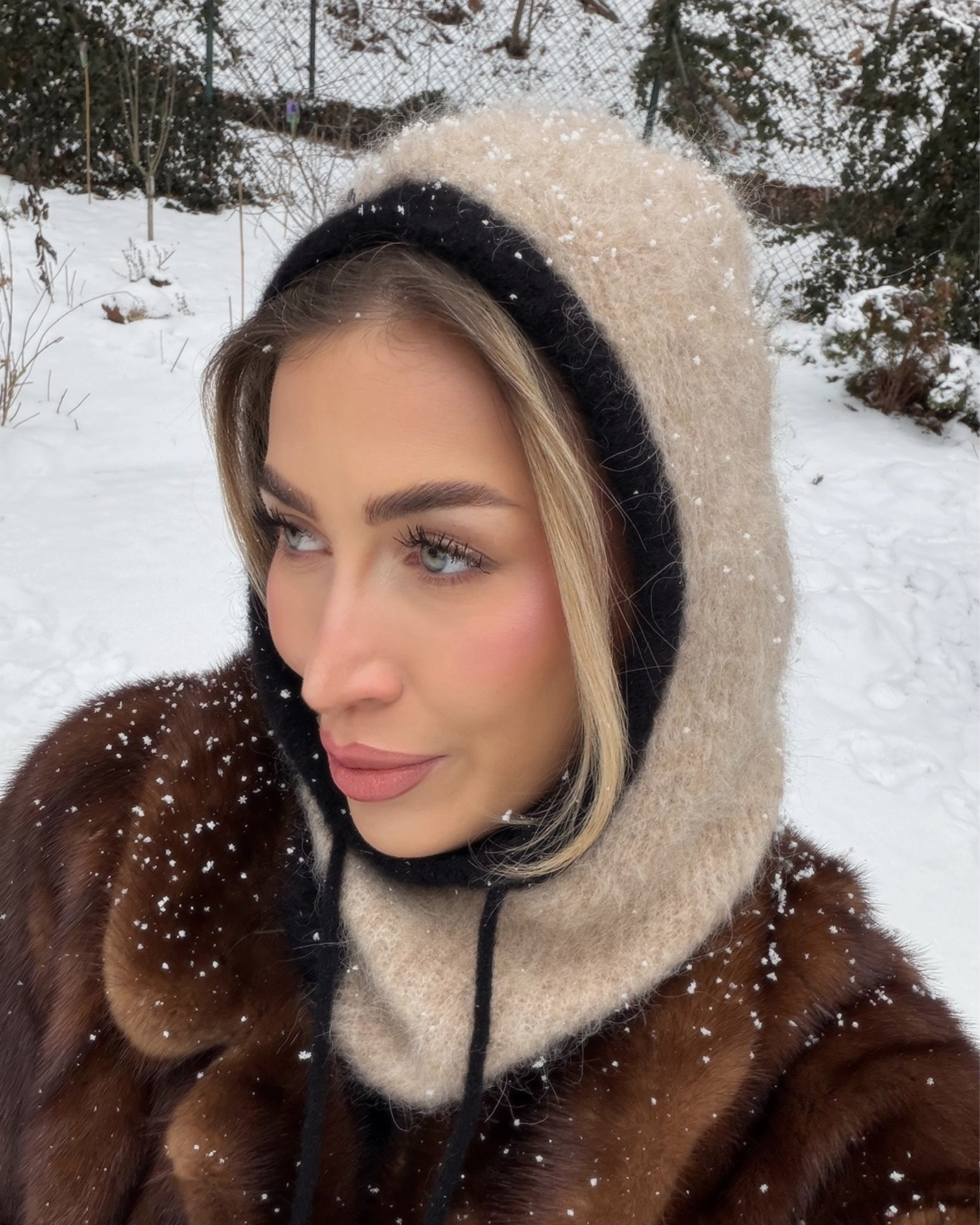 Balaklava season ❄️🤍

#LTKdeutschland #LTKwinter #LTKluxury