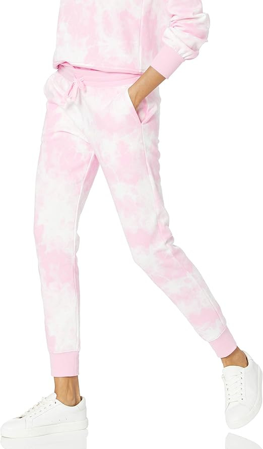 Amazon Essentials Women's Relaxed Fit French Terry Fleece Jogger Sweatpant | Amazon (US)