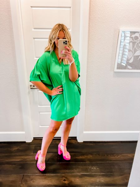 Green dress wearing a small /medium. Shoes tts! Use code ALY15