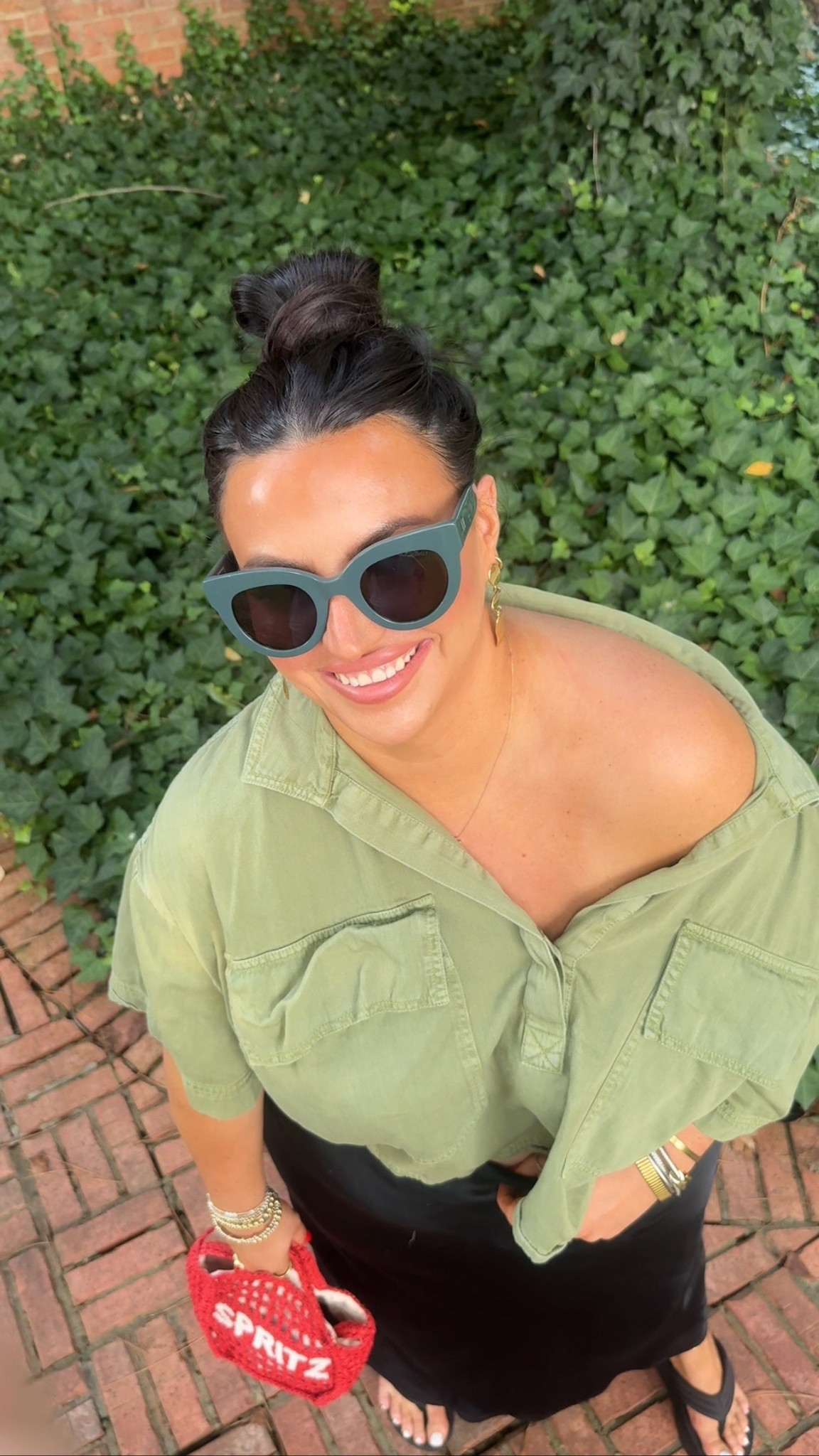 Phoebs said these were hers first 🐾😎 but I am not taking them off. These luxury sunglasses from Anea Hill are my new everyday favorite! 

#aneahill #aneahillsunglasses #luxurysunglasses #quietluxury #sunglassesforwomen #Itkfashion #Itkstyle #streetstyle #sunglassstyle 