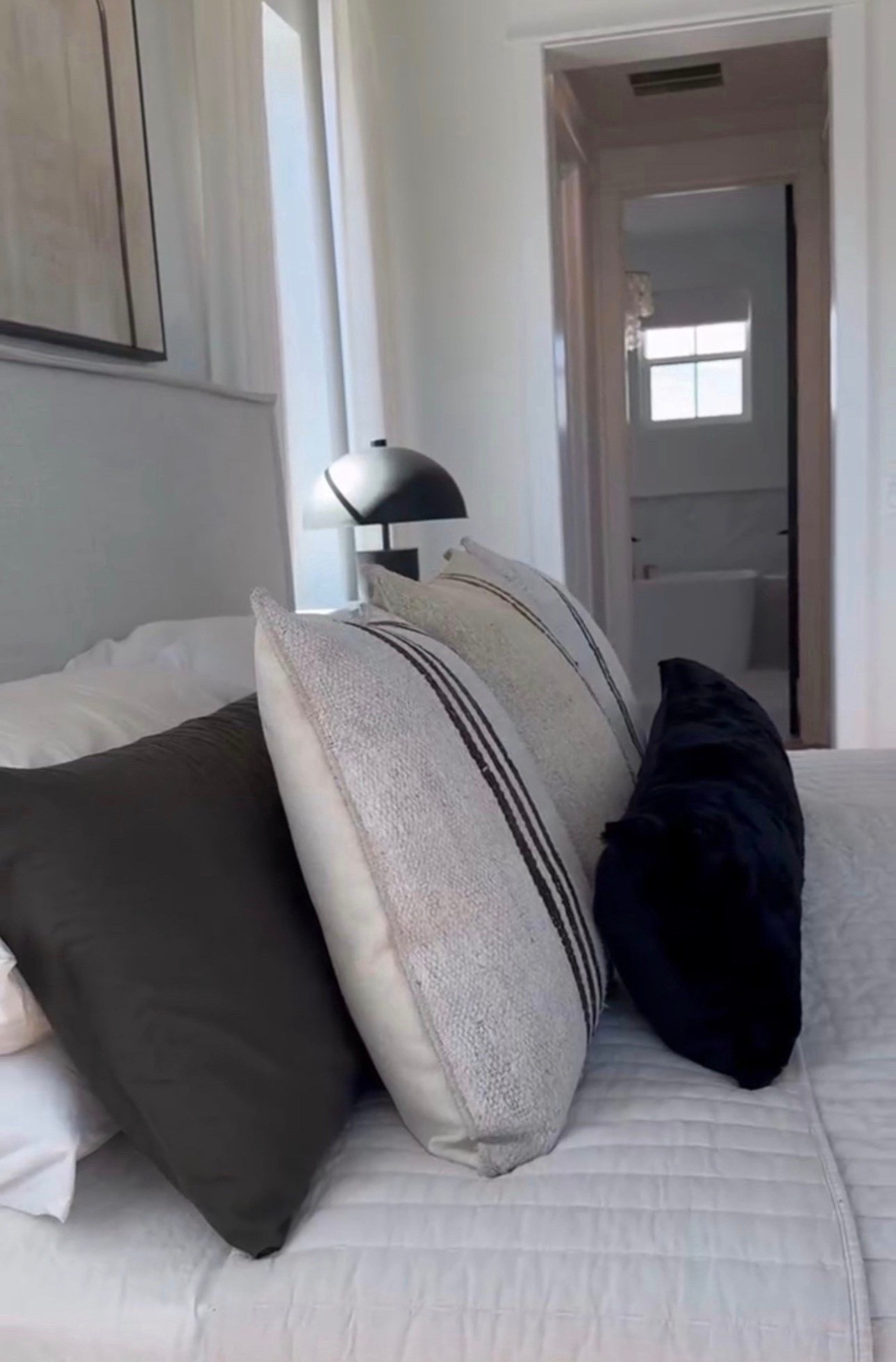 Bedroom 
Bed frame 
Neutral 
Headboard 
Bedding 
Modern 


#LTKdayinmylife #LTKOver40 #LTKHome