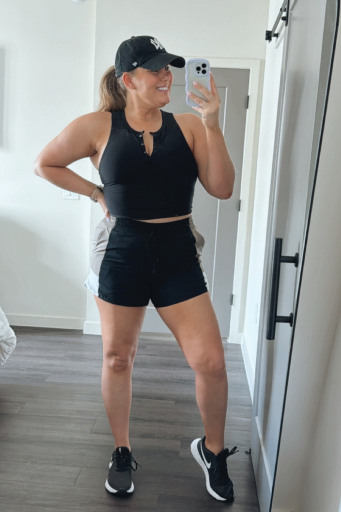 Abercrombie YPB is 25% off this weekend! I absolutely love these lined shorts & this cropped tank 