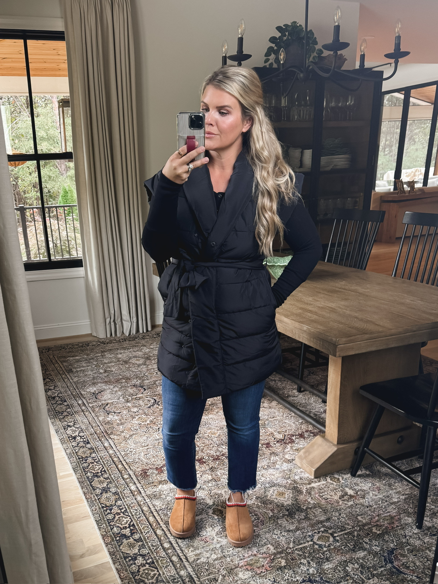 Long line puffer vest

#LTKStyleTip #LTKSeasonal