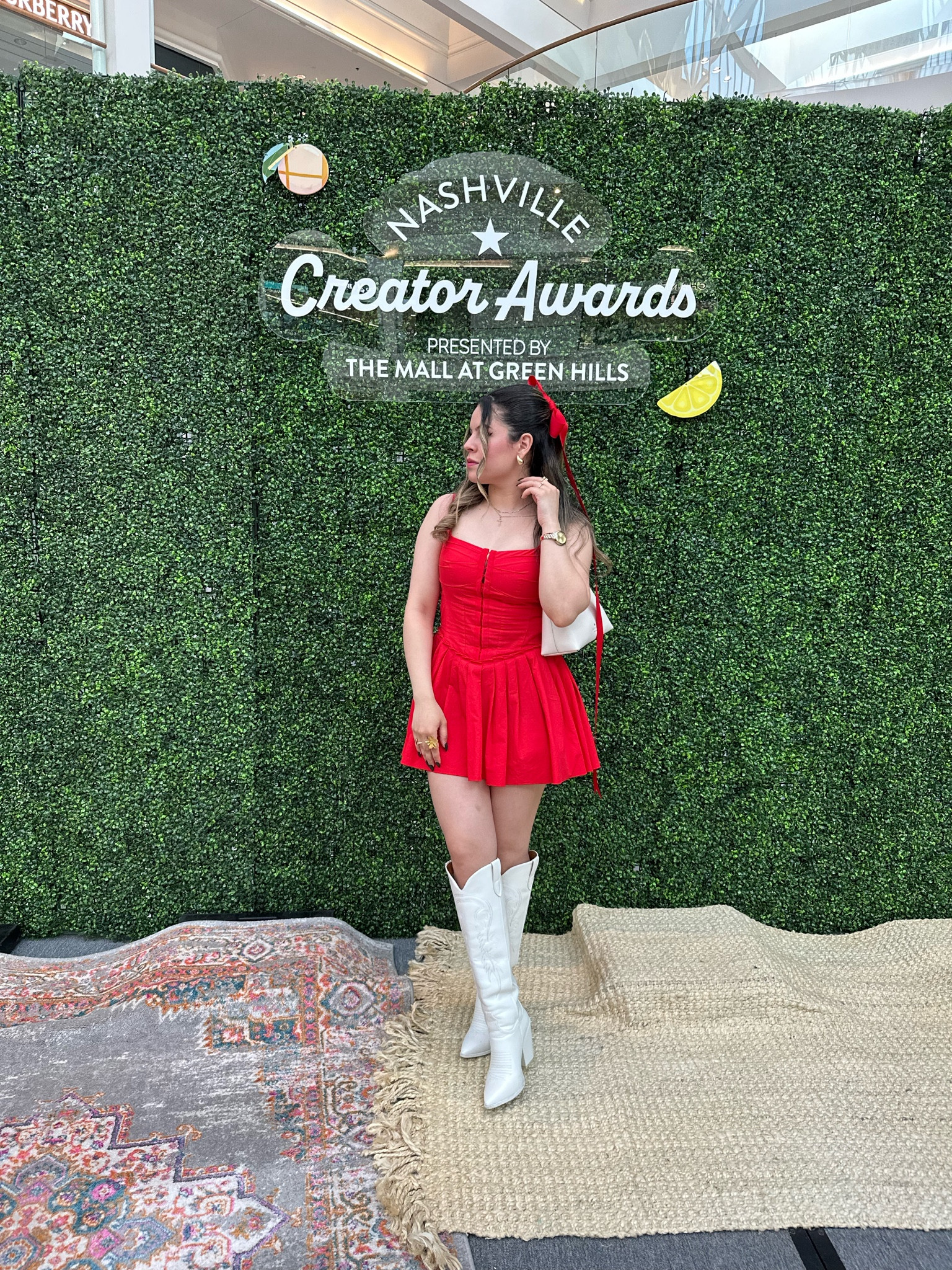 El vestido es de Houseofcb ✨✨
Aquí les dejo unos similares 🤗

#LTKSeasonal #LTKSaleAlert #LTKxNSale