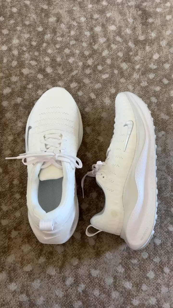 All white sneakers - workout shoes - gym shoes - Nike tennis shoes 

#LTKfitness #LTKshoecrush #LTKstyletip