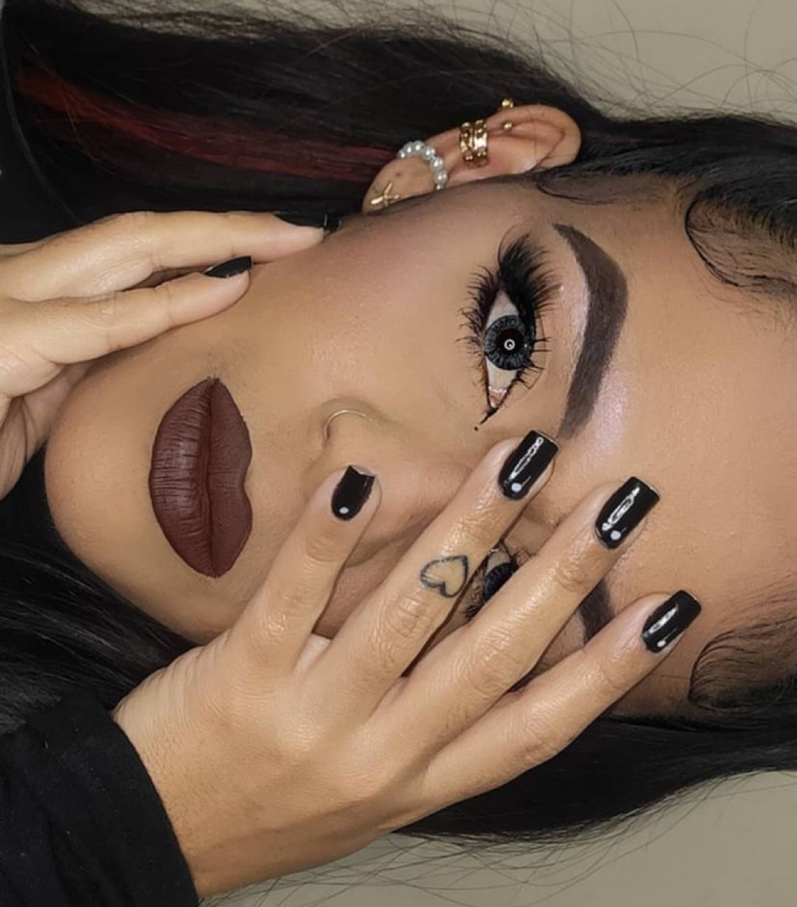 Esse batom é lindo e pras autênticas 🫶🏼🥰

#LTKbrasil #LTKbeauty