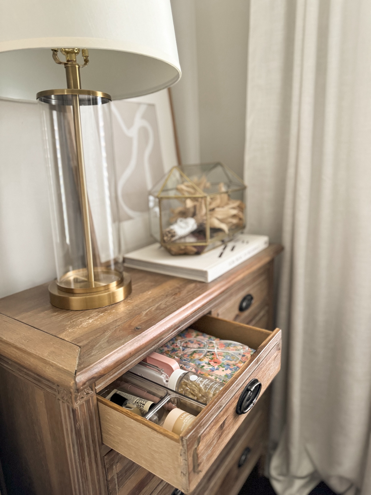 With the season change, it was time to update some of the essentials in my nightstand drawer. I still have a lot of the same essentials I did when I originally organized my nightstand drawer, but I’ve added a few essentials I use every day now! 

Head to the blog for details! 💗🫶🏼

#aclassyfashionista #asmr #asmrcommunity #asmrorganizing #asmrsounds #asmrsatisfying #nightstand #nightstanddecor #nightstandessentials #nightstands

#LTKSummerSales #LTKBeauty #LTKHome
