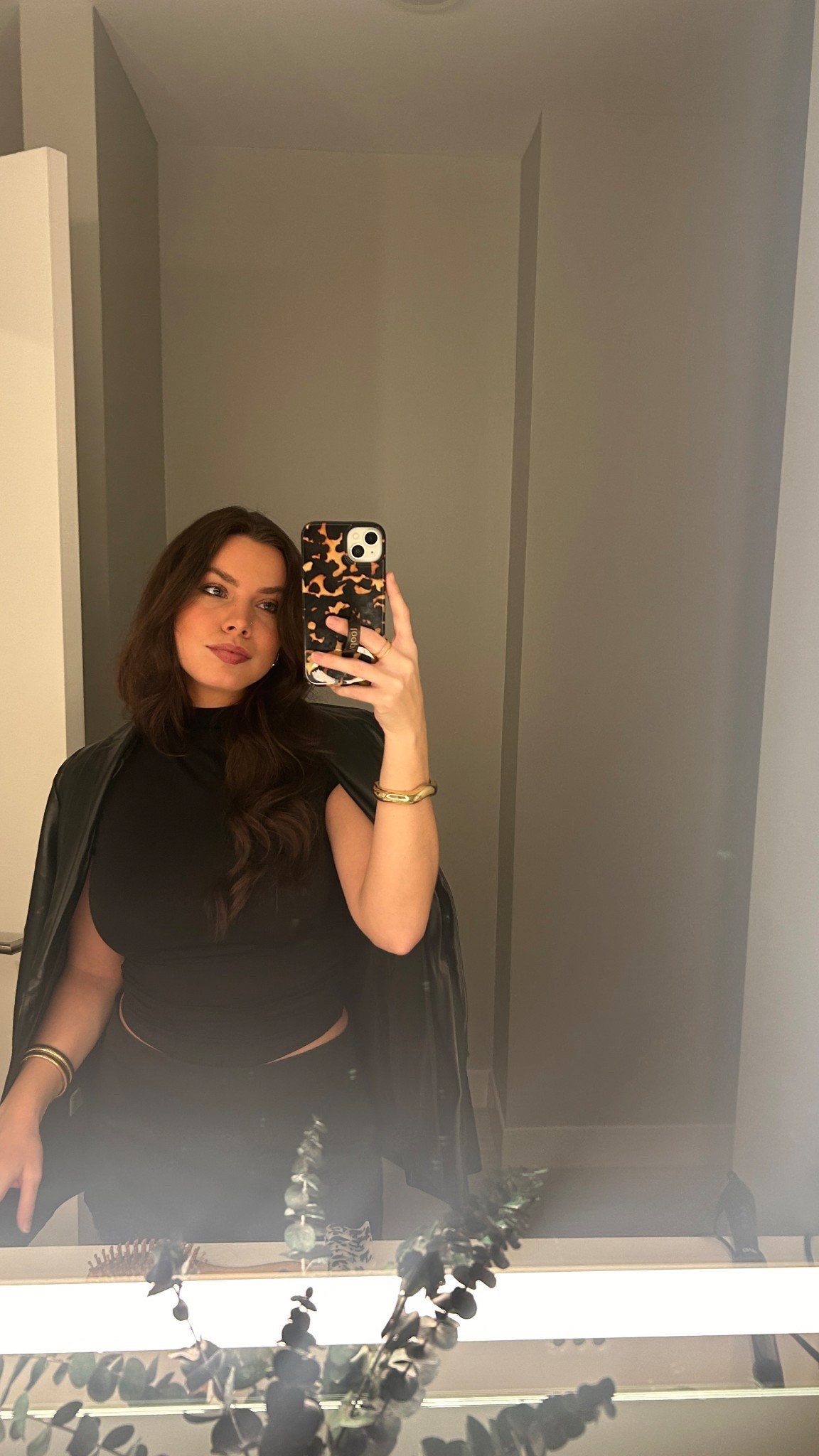 date night look 🖤 #datenightoutfit #ootn #leatherblazer #goingoutfit #allblackoutfit 

#LTKSaleAlert #LTKCyberWeek #LTKSeasonal