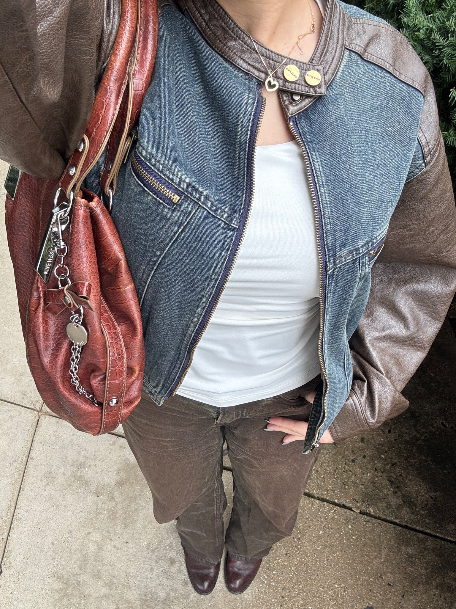 A casual fit 

#LTKSeasonal #LTKStyleTip
