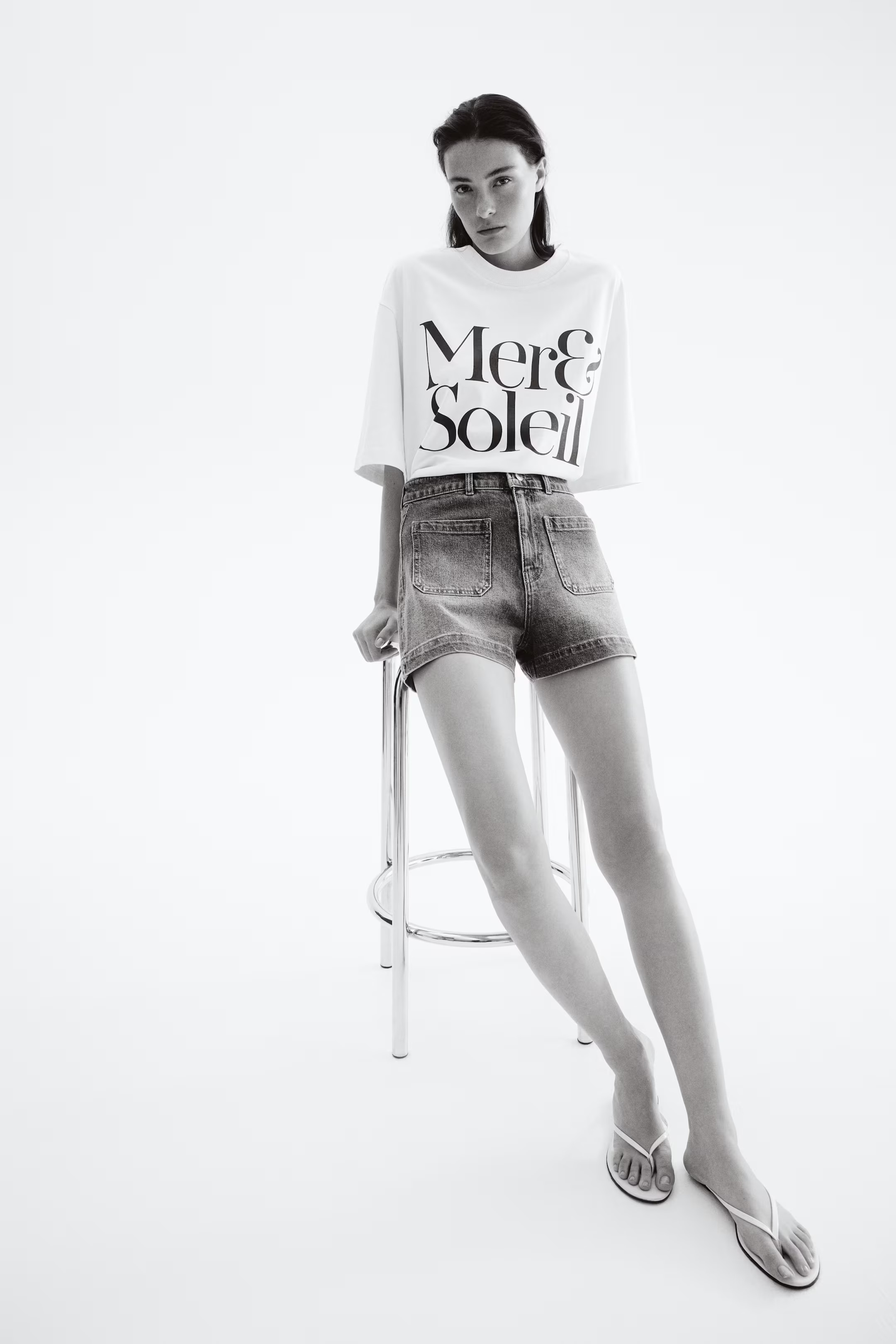 Denim shorts | H&M (UK, MY, IN, SG, PH, TW, HK)