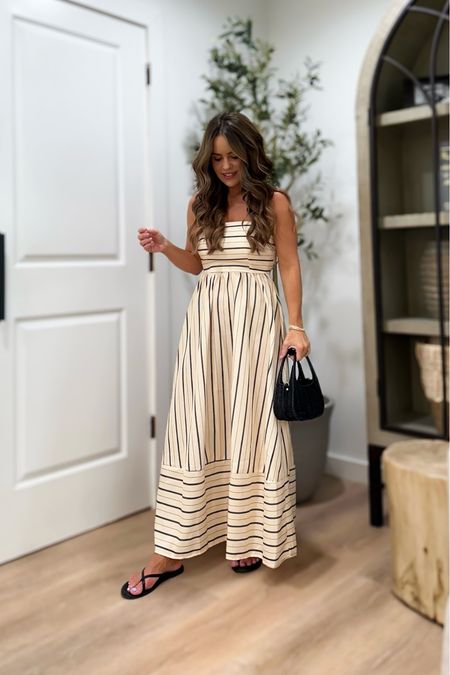 Amazon summer maxi dress
In a small- if in between sizes go up. 
Shoes true to size


#amazonfashion

#LTKStyleTip #LTKFindsUnder100 #LTKFindsUnder50