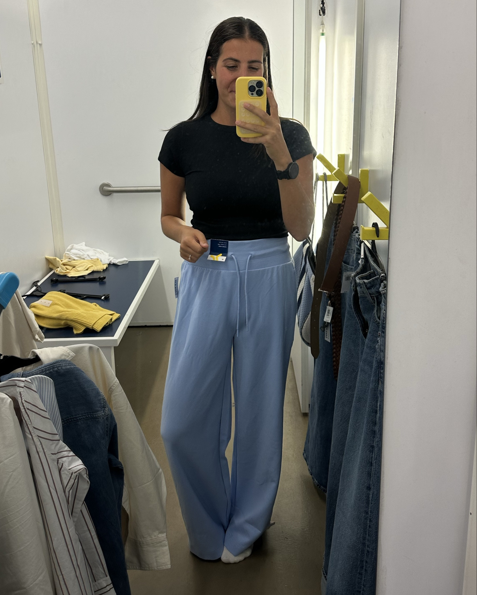 Perfect active wear pants for tall girls! #i am wearing a Medium in both the shirt and pants. #oldnavy #tallgirl #activewear

#LTKSeasonal #LTKFindsUnder50 #LTKFamily