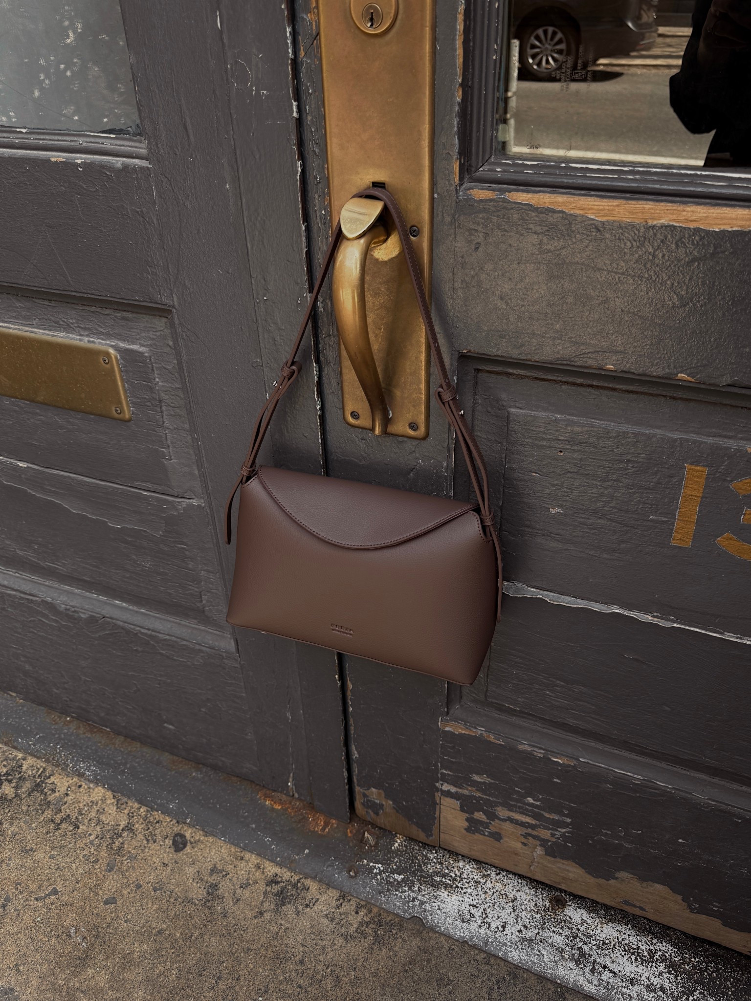 minimal chic everyday bag @frejanyc

#LTKStyleTip #LTKItBag