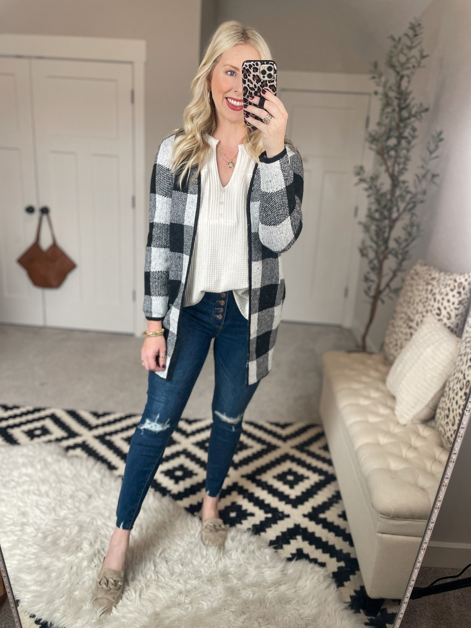 Weekend Walmart wins try on 
Buffalo plaid cardigan- small 
Waffle henley- medium 

#LTKSeasonal #LTKshoecrush #LTKunder50