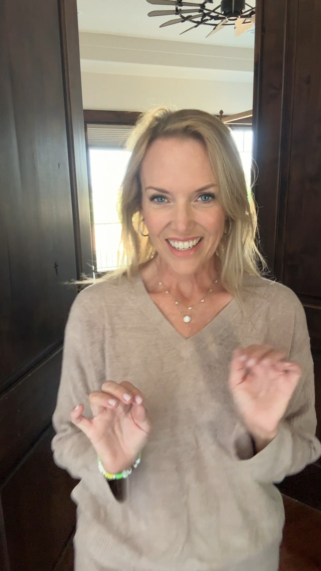 Cute lounge set from the Nordstrom sale! 

#LTKVideo #LTKxNSale #LTKOver40