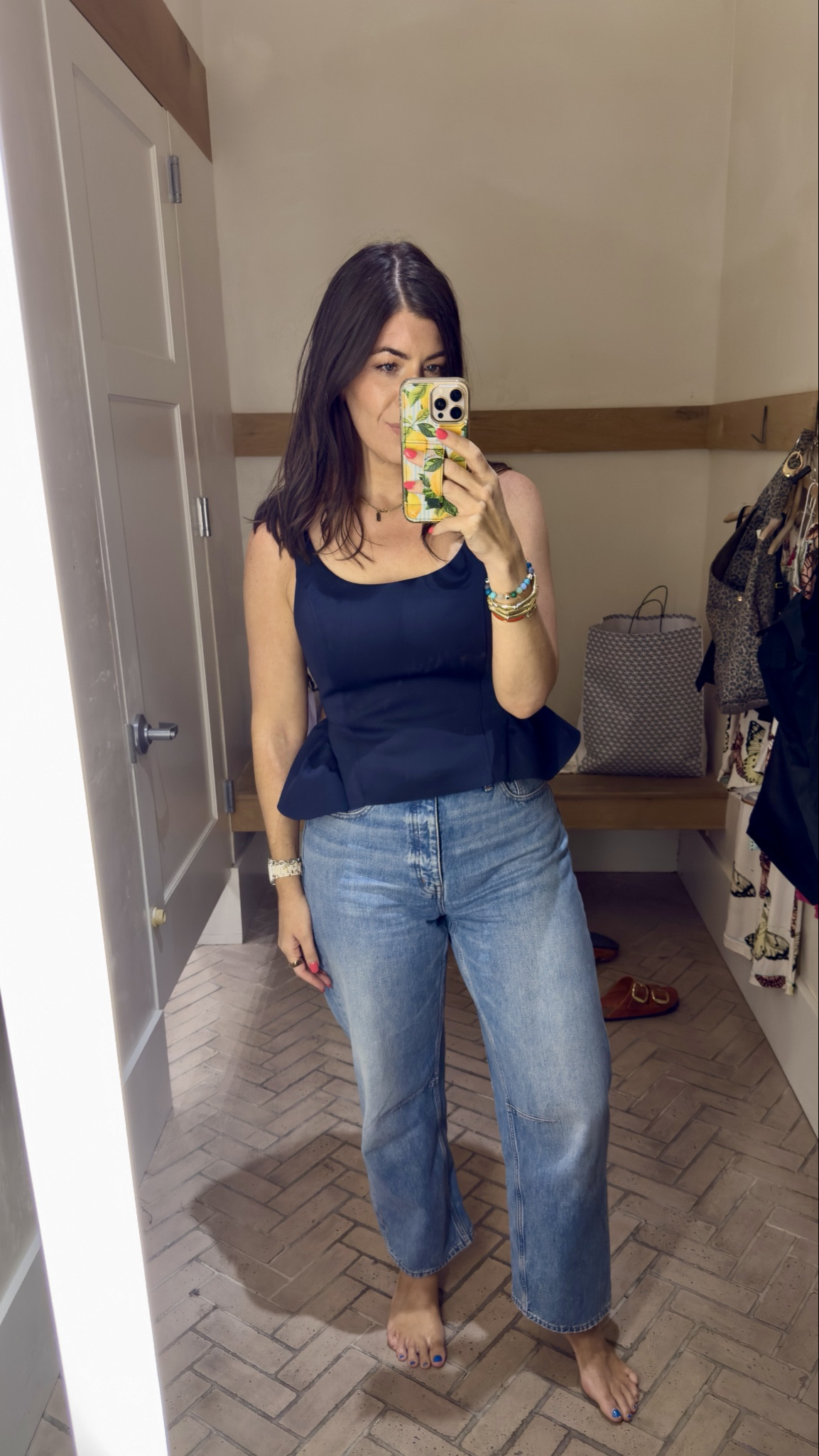 Tried this peplum top Courtney had on and loved it 

#LTKFindsUnder100 #LTKStyleTip #LTKMidsize