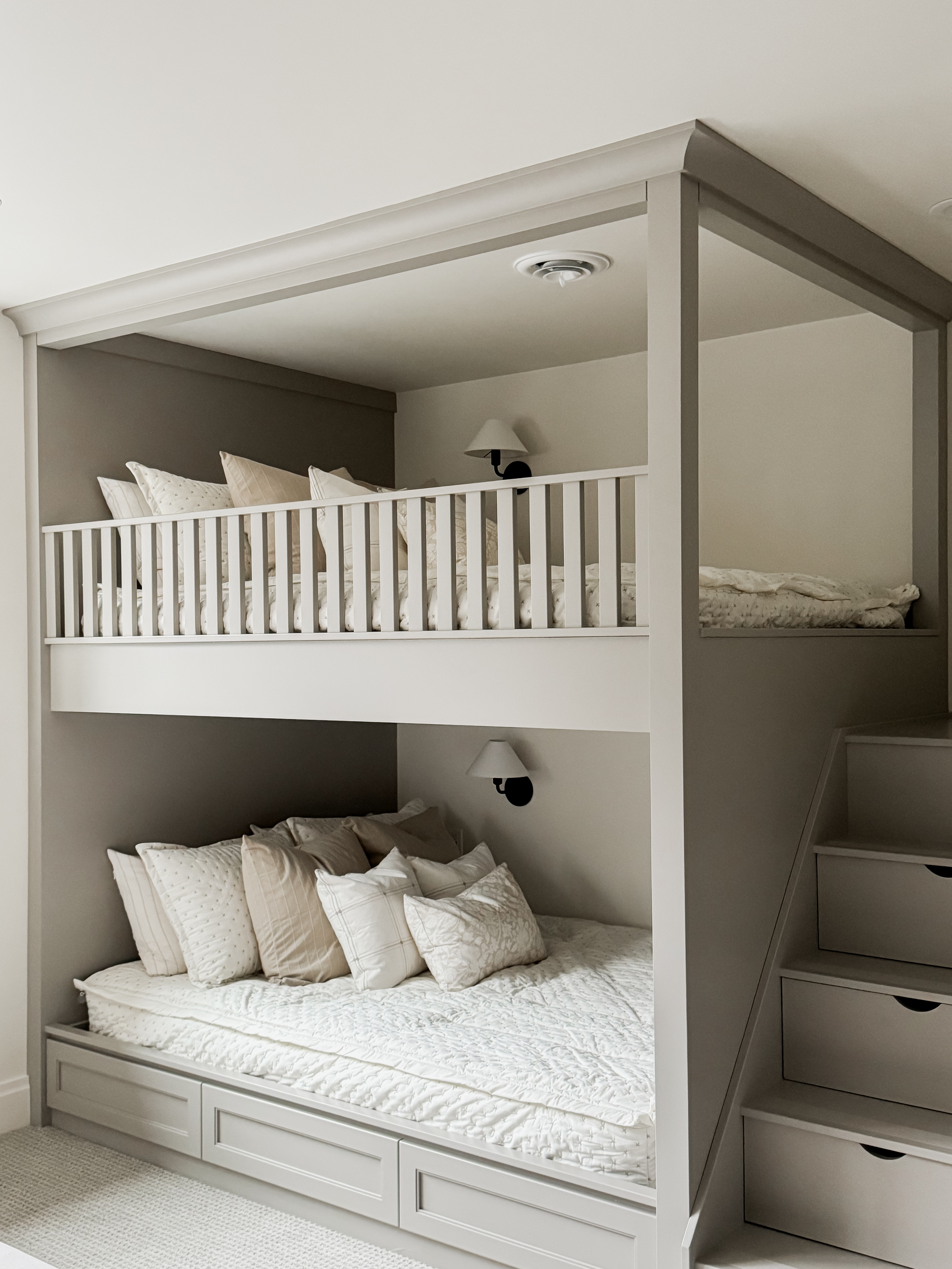 The cutest bunkbeds + Beddy's = Perfect combo..
#homedecor #homeremodel #bunkbeds 

 #LTKHome