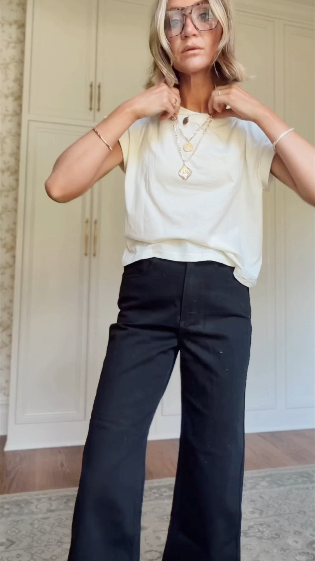 Small in tee
4 in jeans 