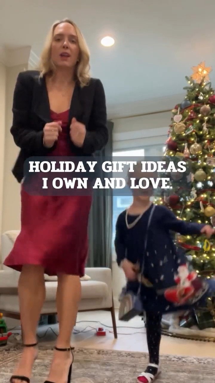 Putting together my favorites page in the holiday gift guide is always a challenge, but this year, I couldn’t be more excited about what made the cut! 💖 From a fabulous holiday slip dress to my trusty walking pad and a weighted vest for fitness lovers, I’ve curated a mix of unique finds that I genuinely love and use. 


#LTKFindsUnder100 #LTKGiftGuide #LTKHoliday