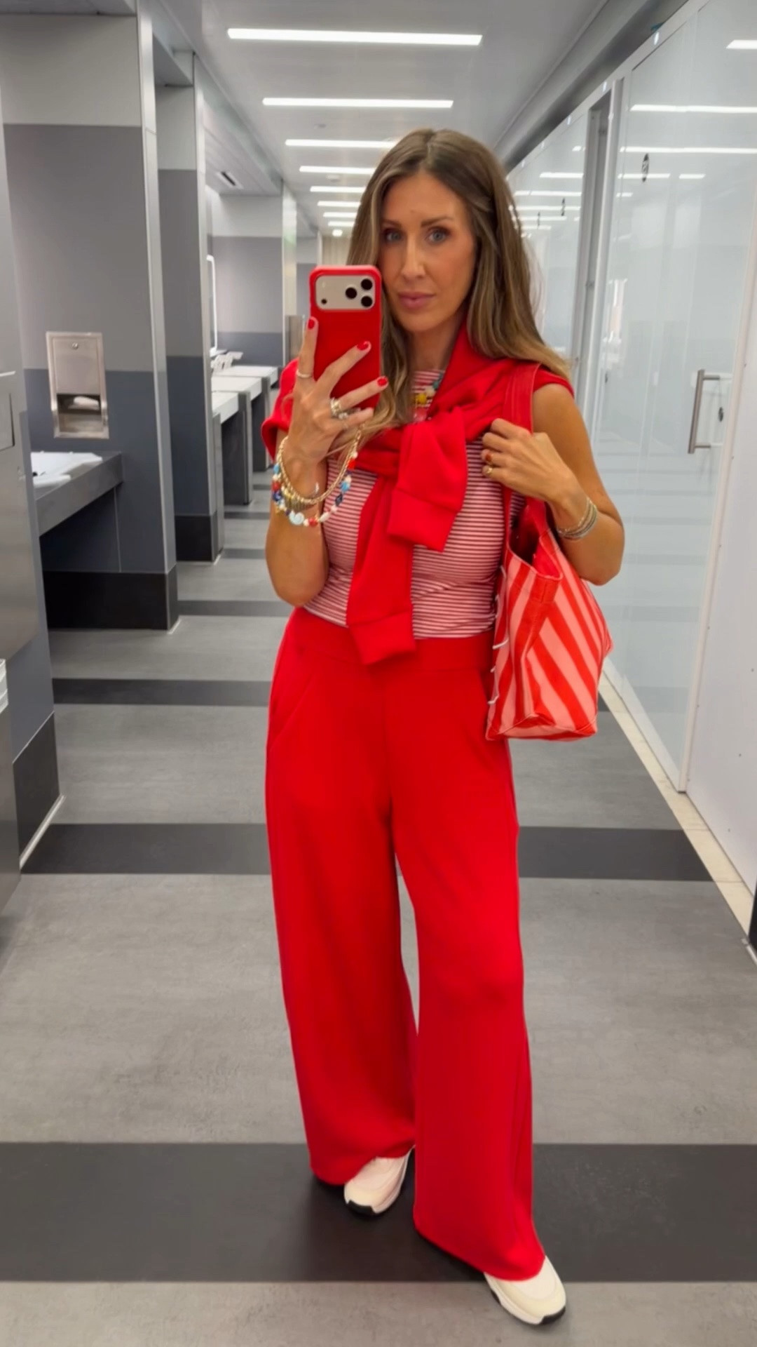 Summer travel style

#LTKootd #LTKOver40 #LTKvlog