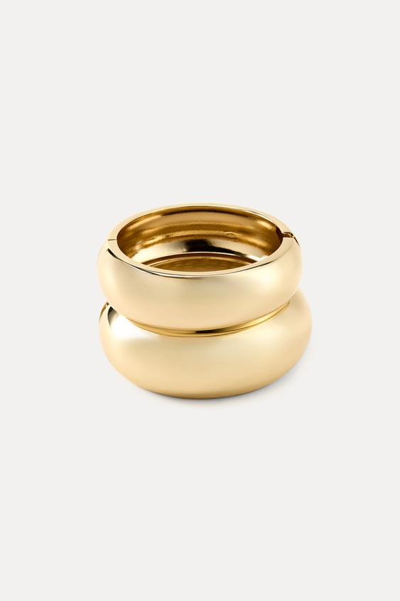 TWO-PACK OF EMBOSSED METAL BRACELETS | Zara US