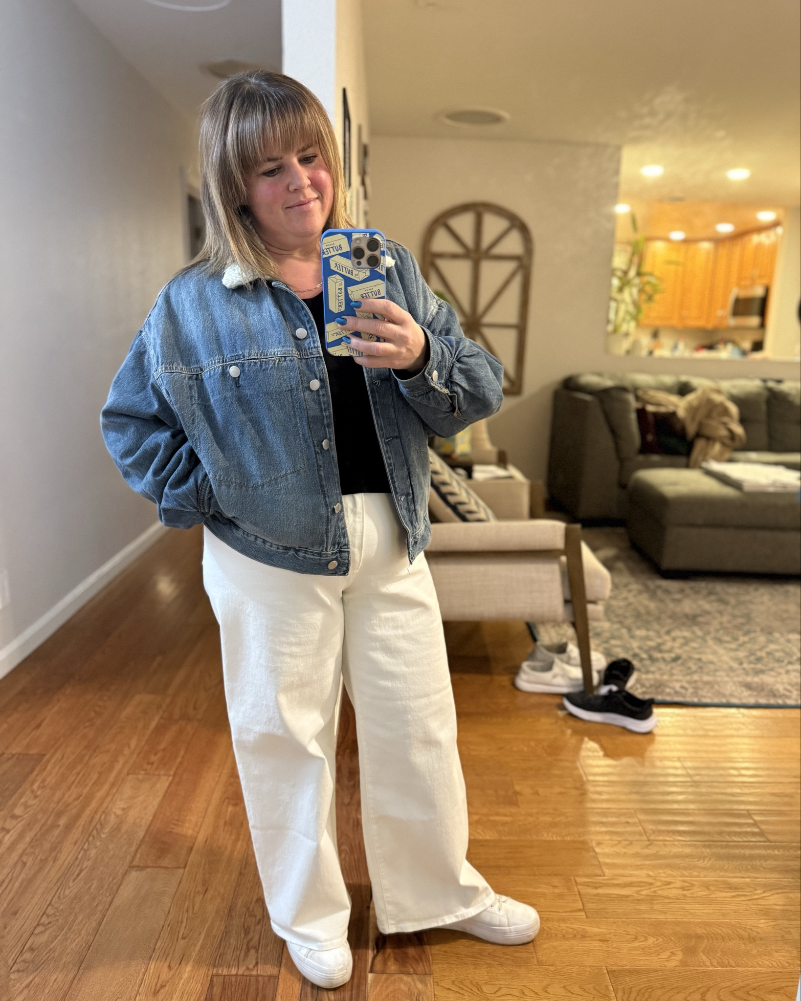 Seriously, this new jacket and pant look is my whole personality these days. I’m so glad I bought them at Target last week. #target #targethaul #ootd 

#LTKootd #LTKMidsize #LTKFindsUnder50