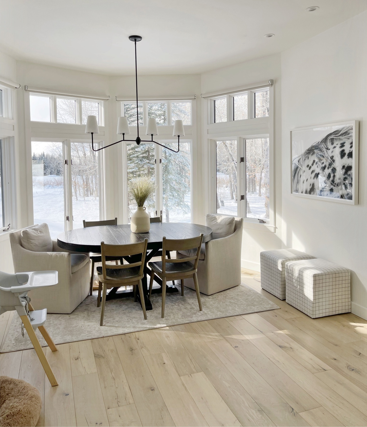 H O M E \ dining nook! 

Table
Chairs
Amazon 
Target
Home decor

#LTKhome