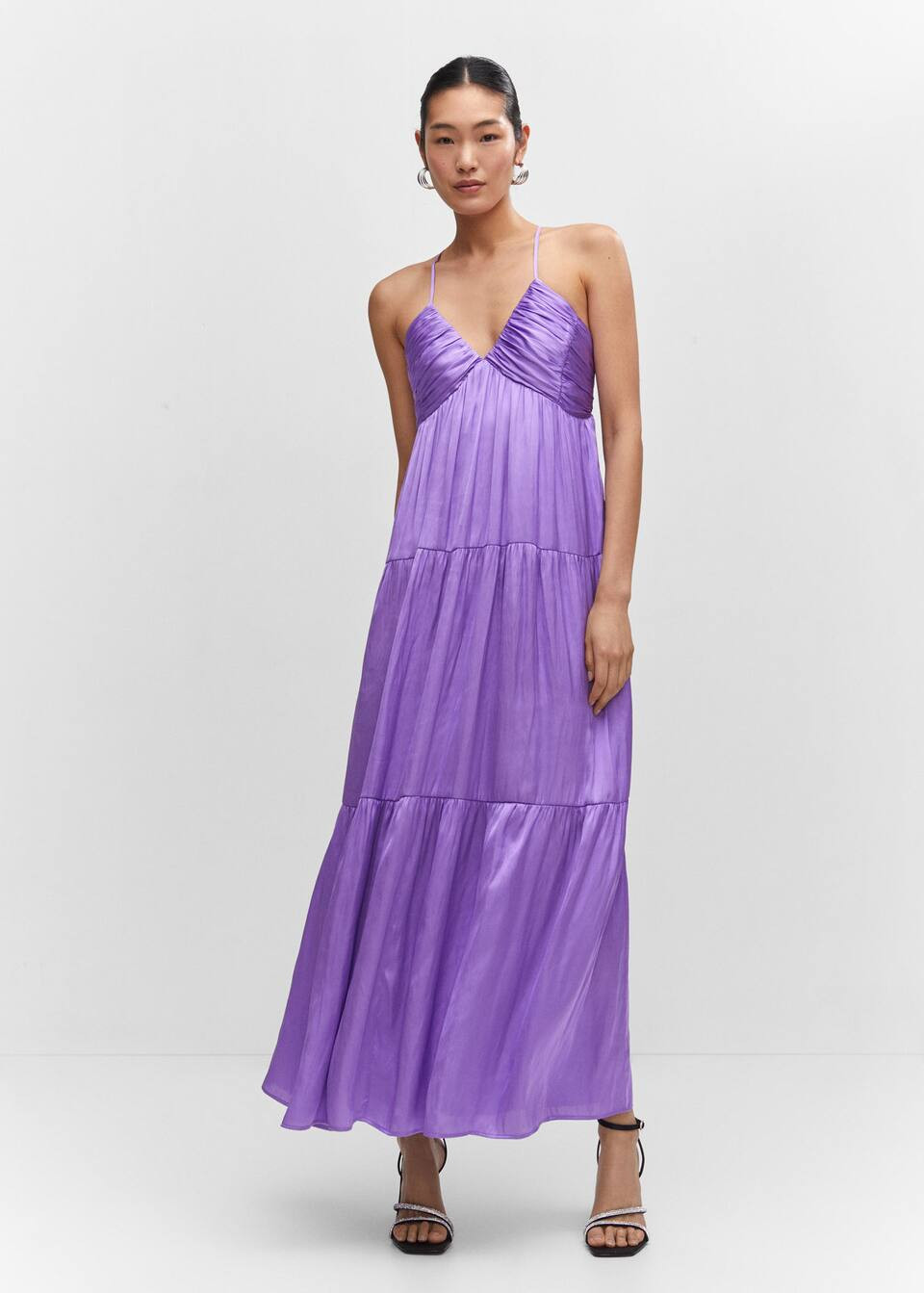 Lange satijnen jurk -  Dames | Mango Nederland | MANGO (NL)