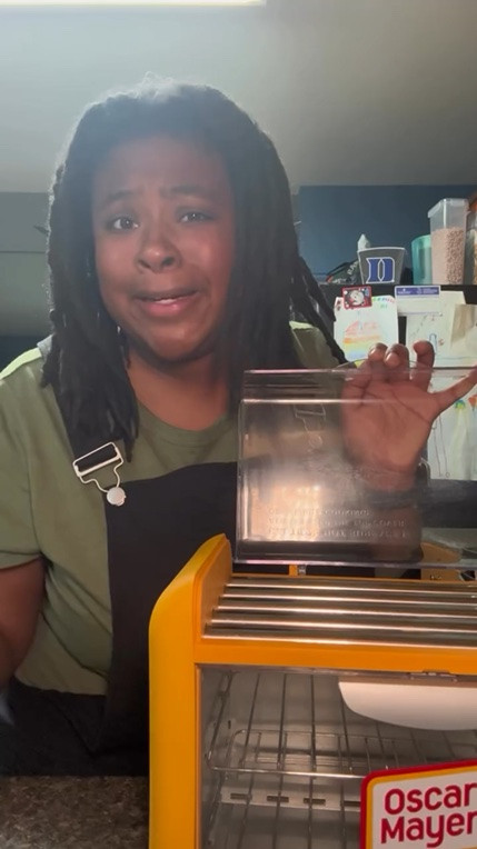 #hotdogroller #hotdogs #jerricabrown #kitchenfinds #hotdog