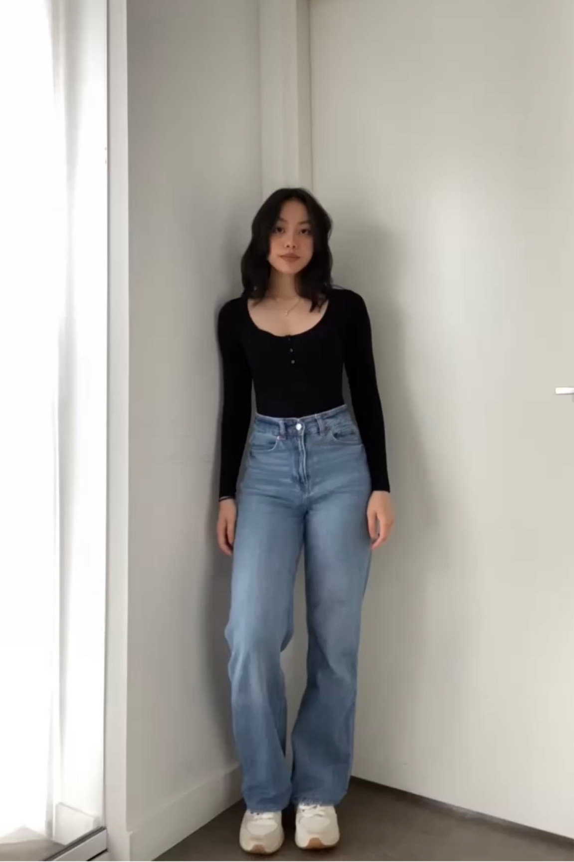 Relinking the famous H&M wide high jeans with the latest product code#LTKFind #LTKBacktoSchool

#LTKstyletip