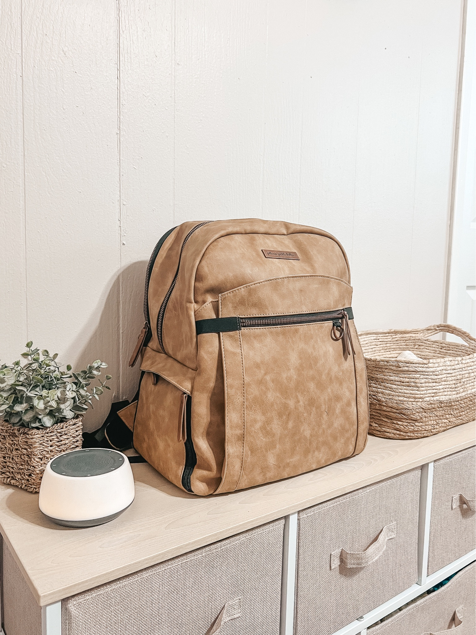 Petunia Pickle Bottom 2-in-1 Provisions Diaper Bag

#LTKhome #LTKbaby #LTKFind
