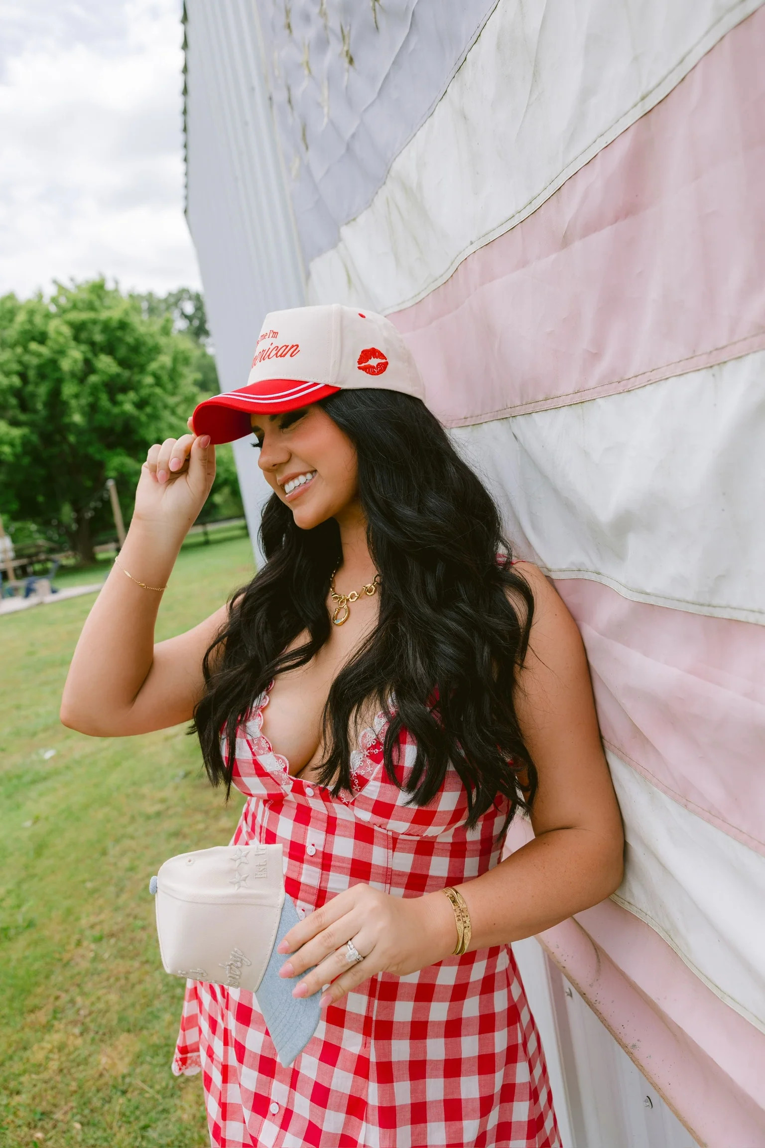 Kiss me I'm American - Red Vintage Trucker Hat | KenzKustomz