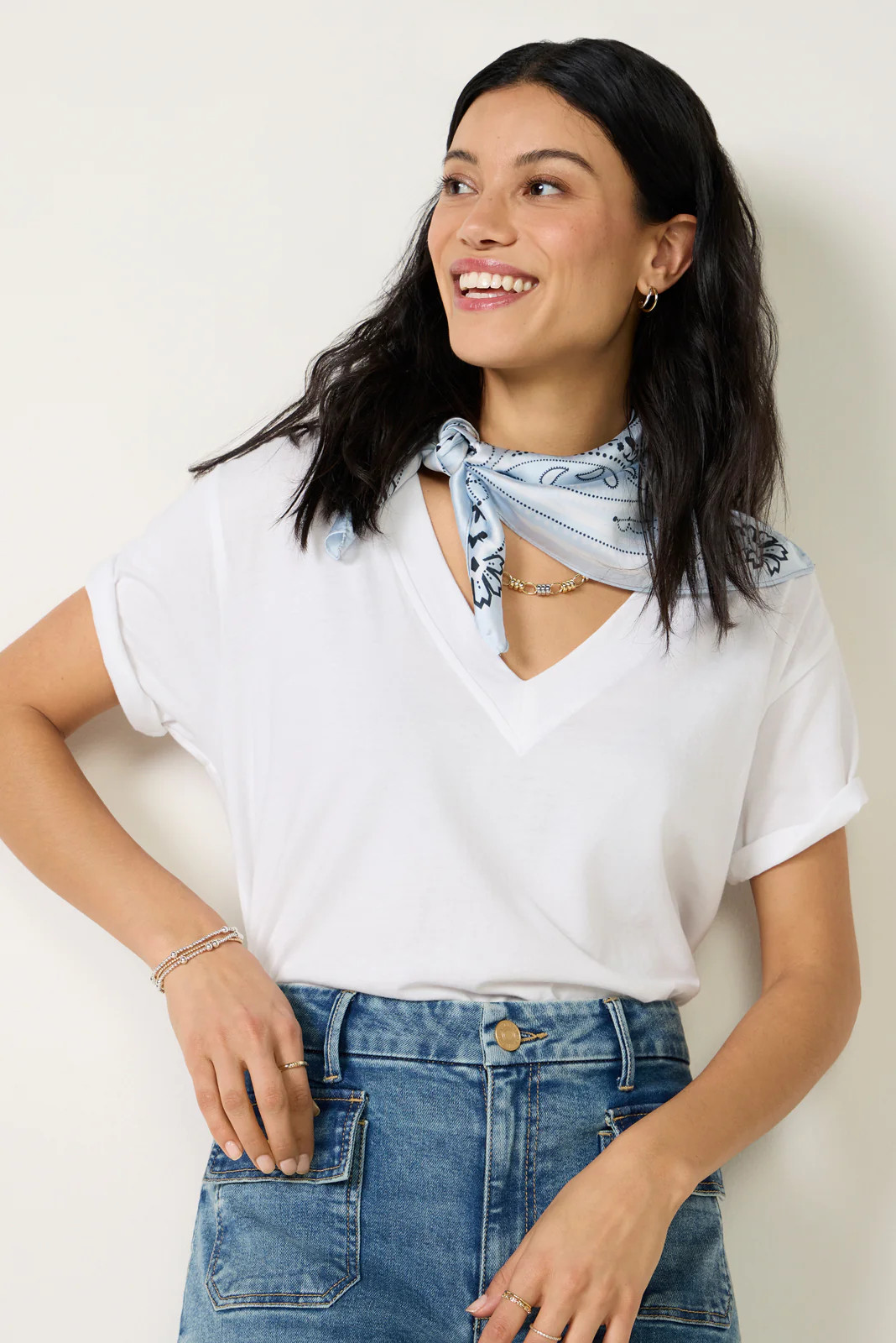 Kylie V Neck Tee | Evereve