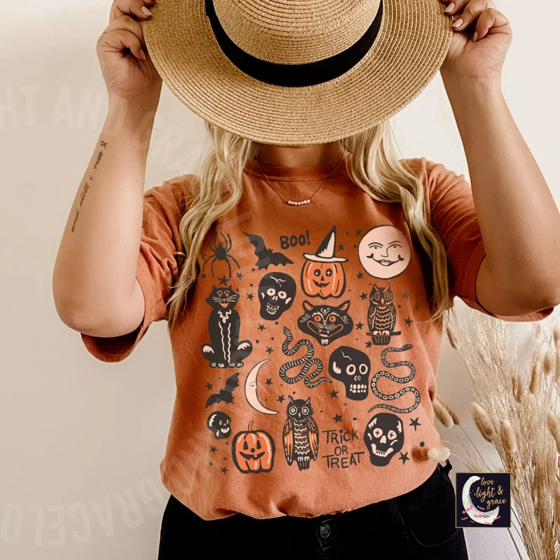 COMFORT COLORS Halloween Doodles Graphic Tee Vintage Halloween - Etsy | Etsy (US)