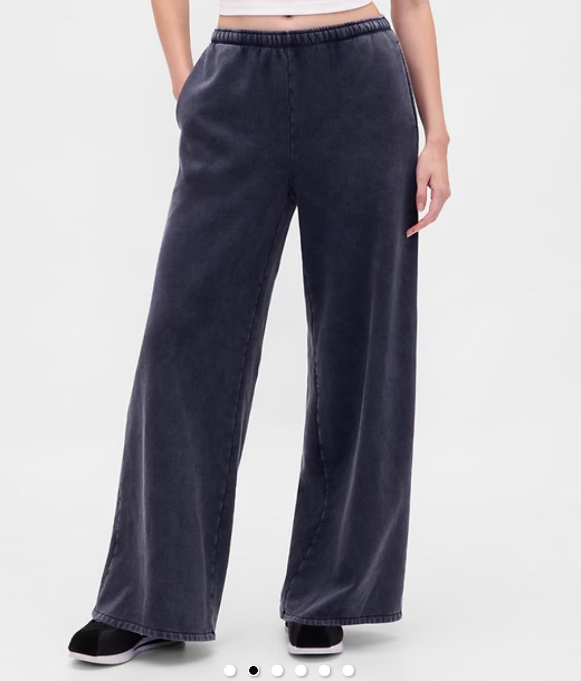 Best baggy sweats. Soooo soft. And they are 50% off right now!

#LTKActive #LTKSeasonal #LTKOver40