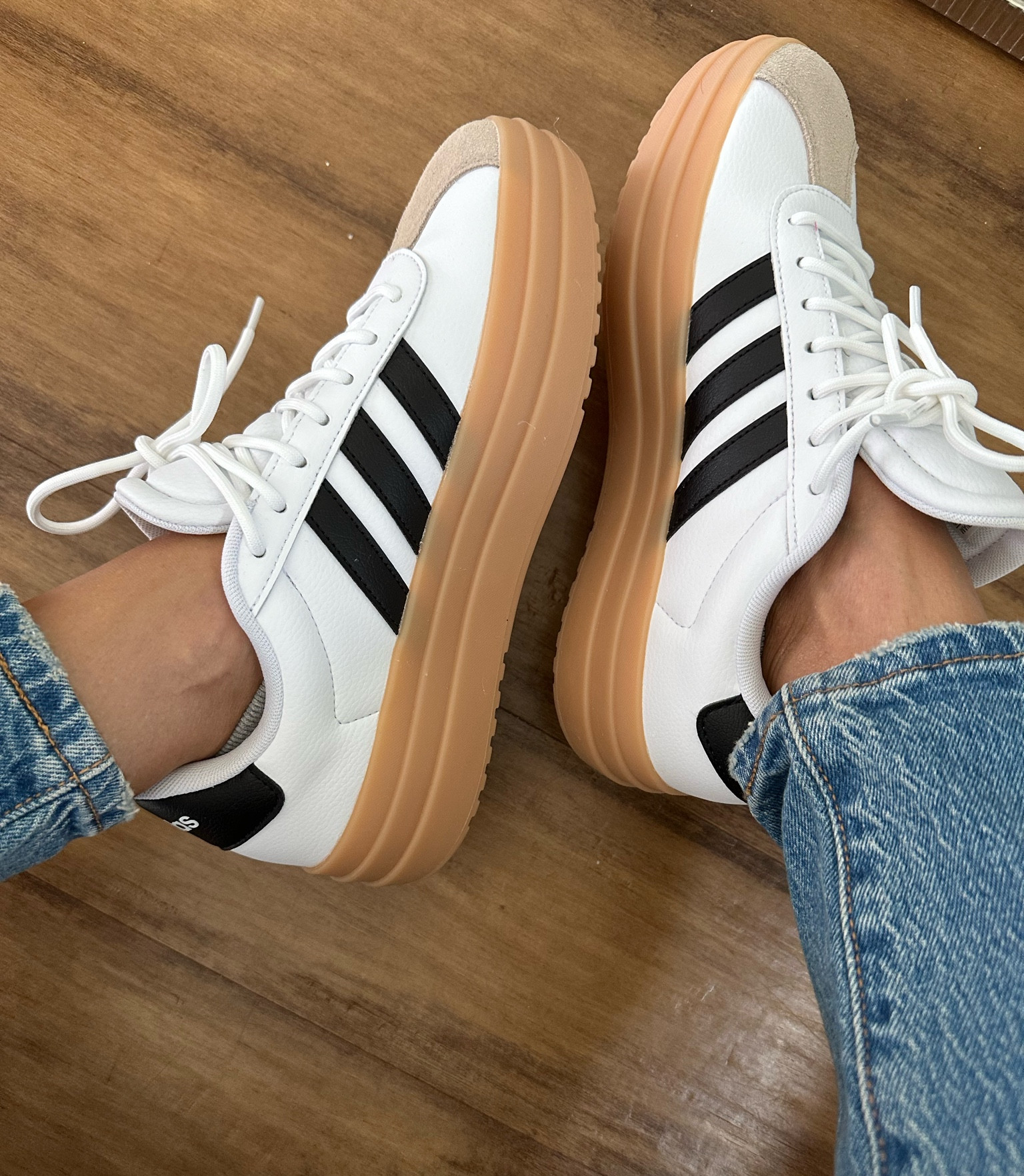 Adidas sneakers , fall sneakers, dsw shoes 

#LTKShoeCrush #LTKSeasonal #LTKFindsUnder100