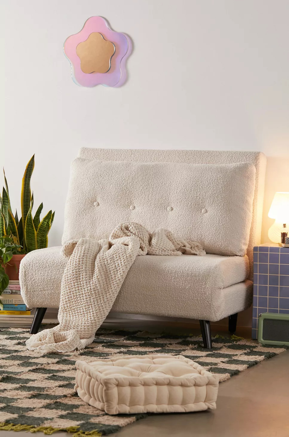 Esai Fleece Fold-Out Chair | Urban Outfitters (US and RoW)