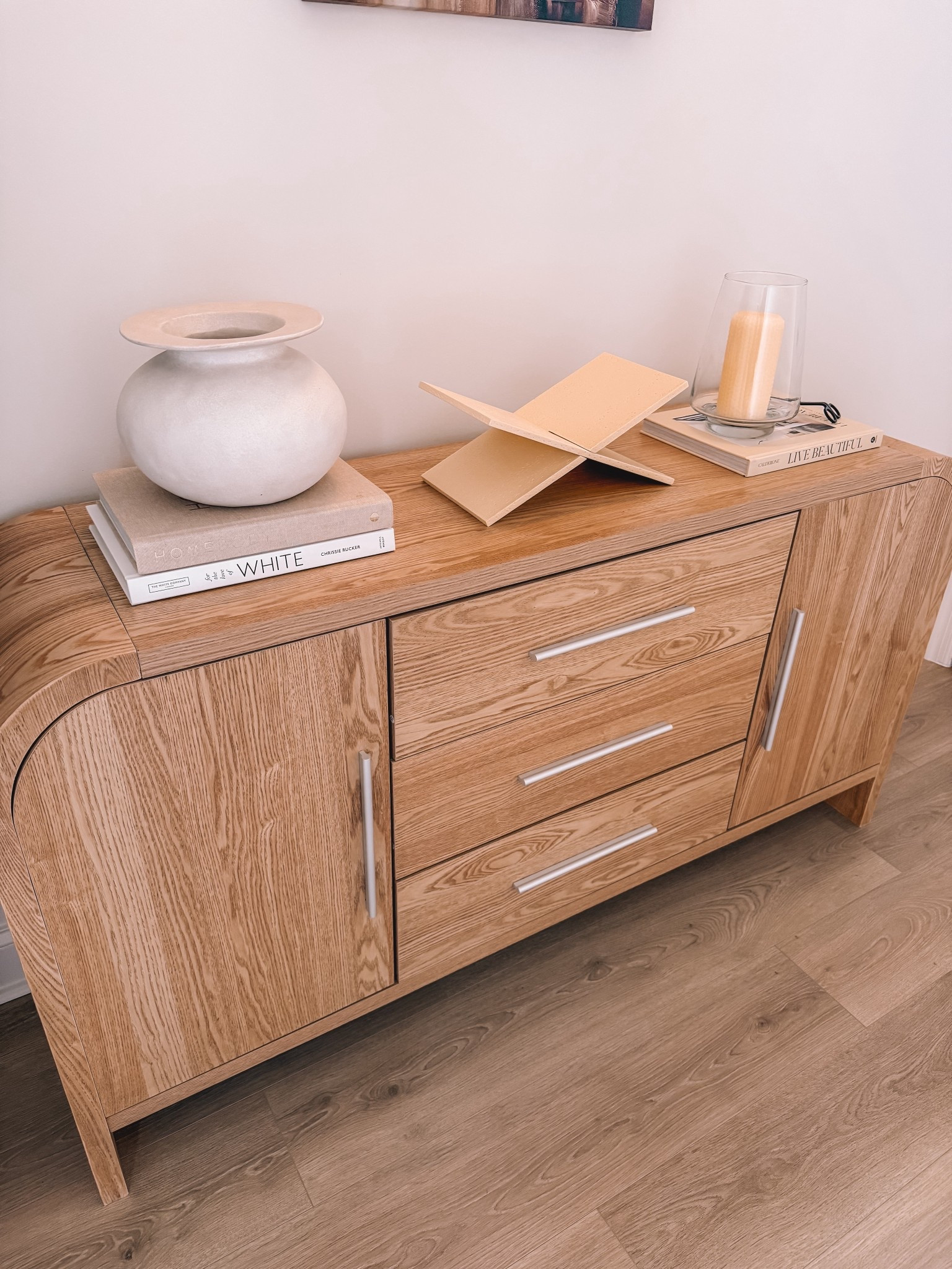 This book holder is the prettiest Amazon home find. Perfect for an entryway table, kitchen or coffee table. 

#LTKHome