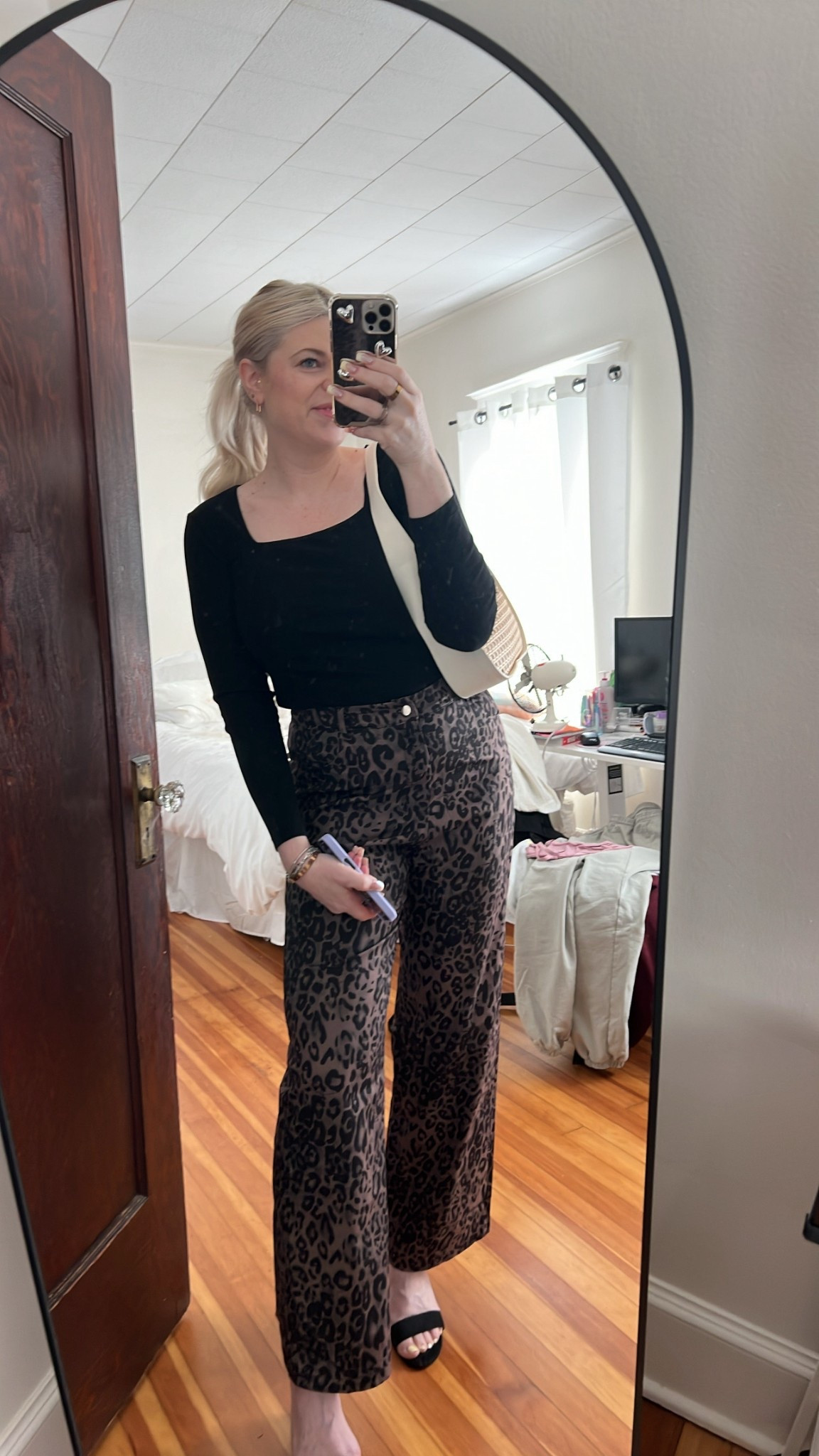 #ootd 5.27 🐆

#LTKFindsUnder50 #LTKWorkwear #LTKStyleTip