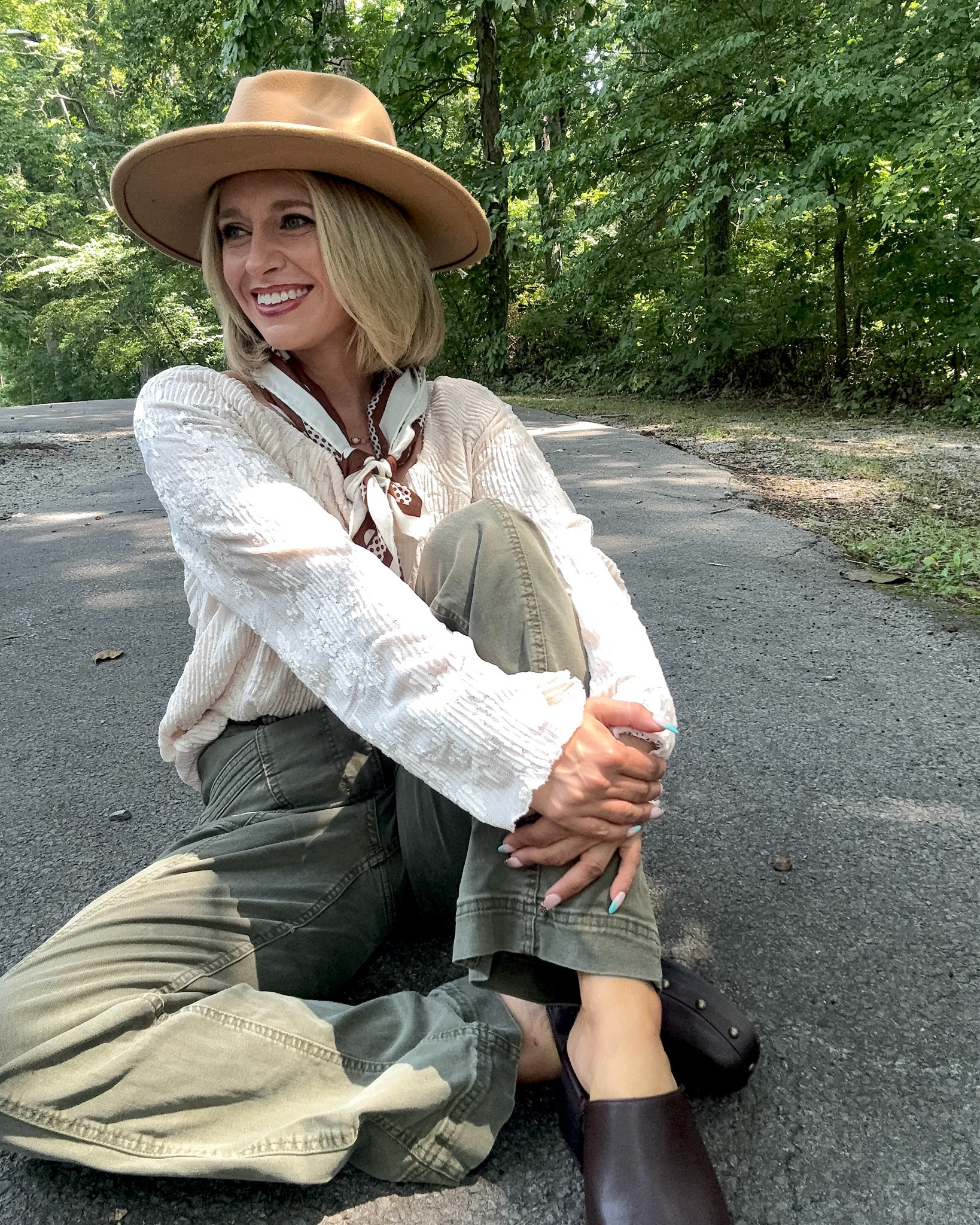 Serving a little western, a little vintage, and a whole lot of outfit inspo. 🤎🍂

@maurices 

#mbassador #mauricesassociate #discovermaurices #styleinspo #fallstyle